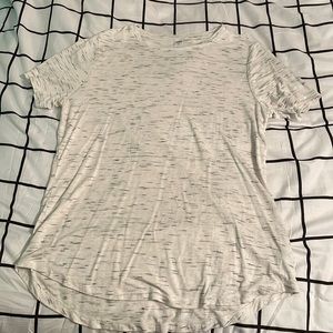 Women’s lightweight tee size medium